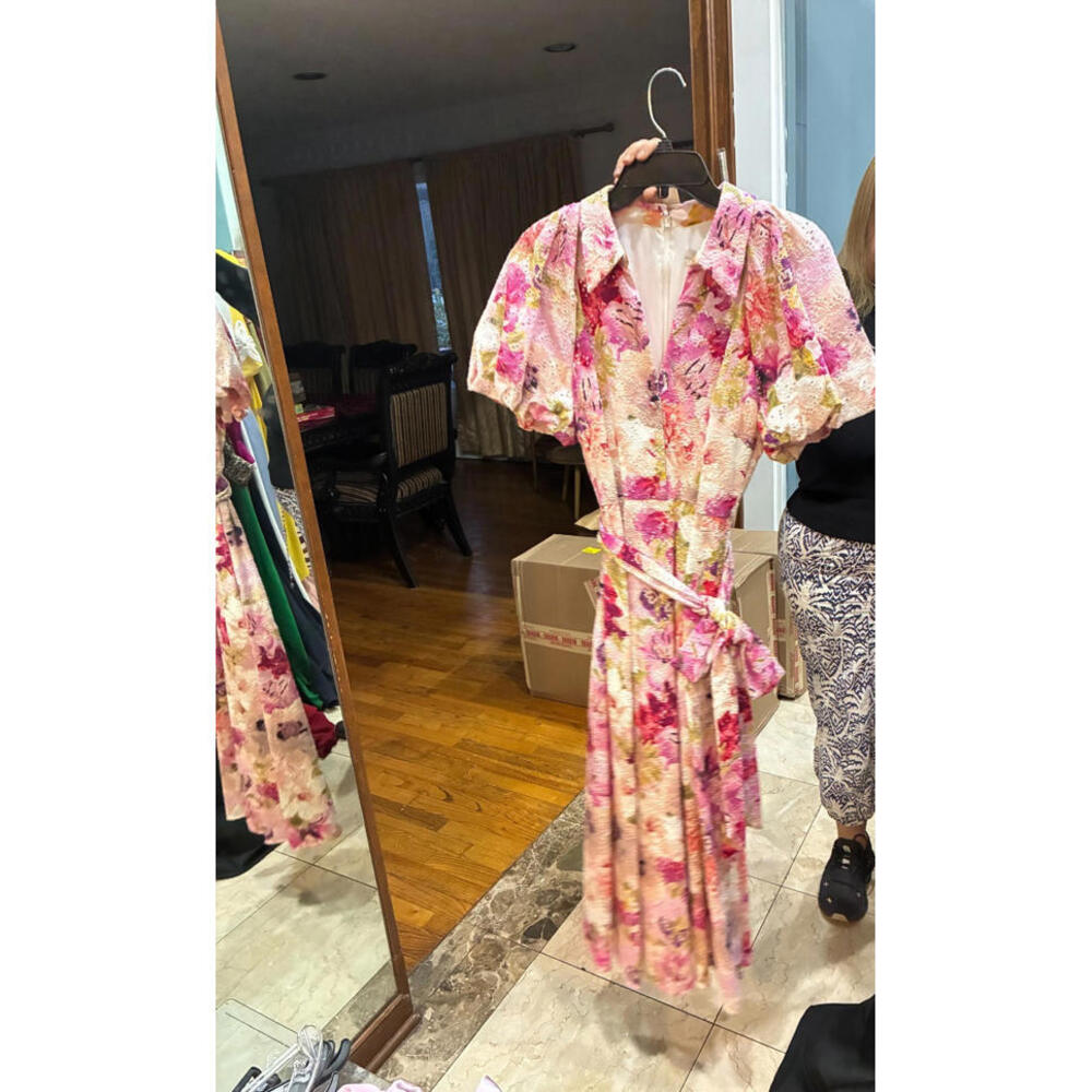 Badgley Mischka Floral Midi Shirt Dress Puff Sleeve Belted Size 4 Lace $650 - Picture 3 of 5